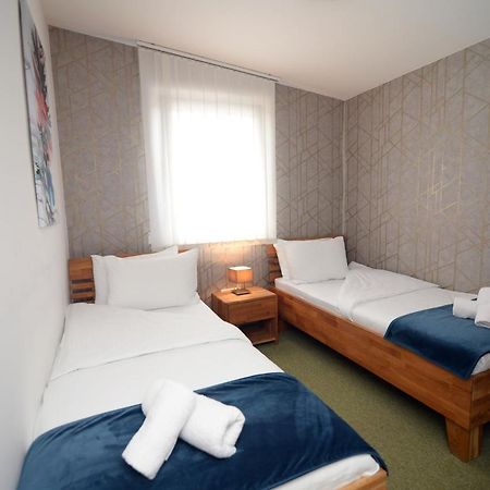 Apartmani Carolija Lucani Екстер'єр фото
