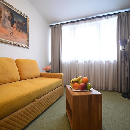 Apartmani Carolija Lucani Екстер'єр фото