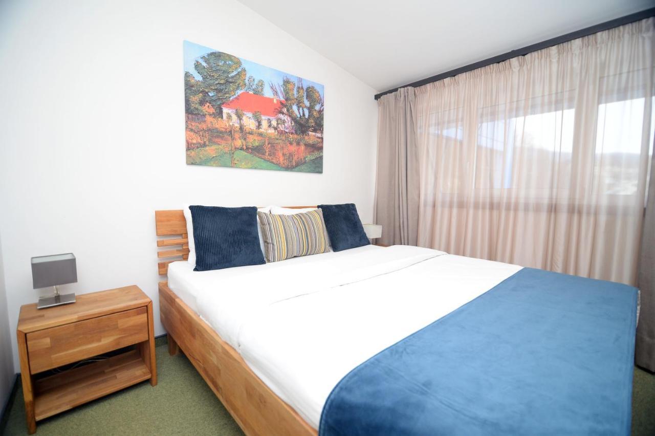 Apartmani Carolija Lucani Екстер'єр фото