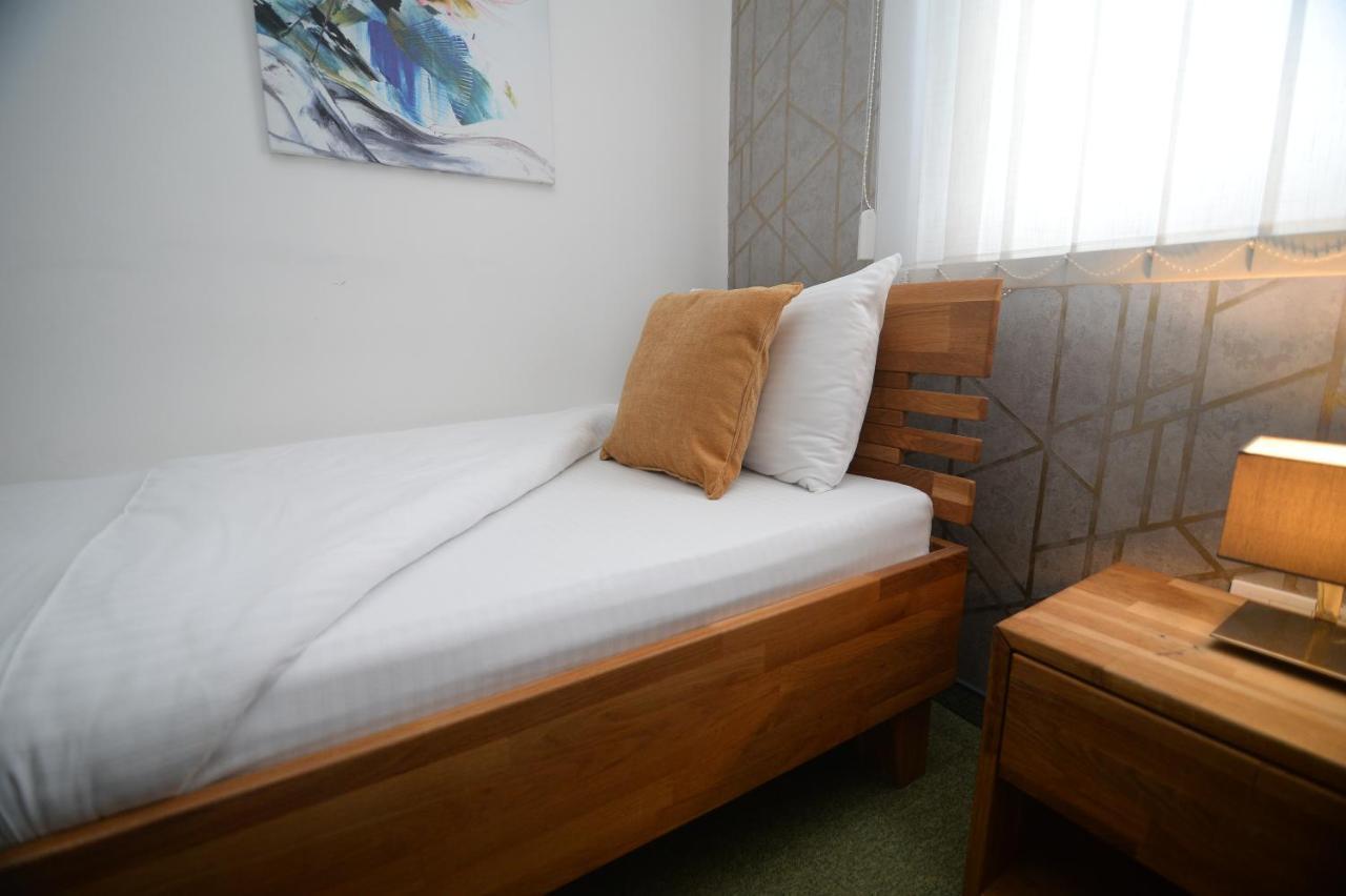 Apartmani Carolija Lucani Екстер'єр фото