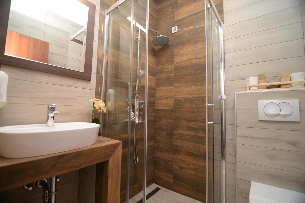 Apartmani Carolija Lucani Екстер'єр фото